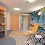 In ブルク・ロイラント