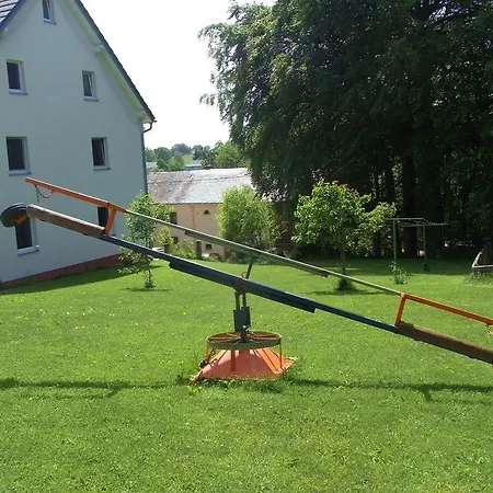 In Дом отдыха